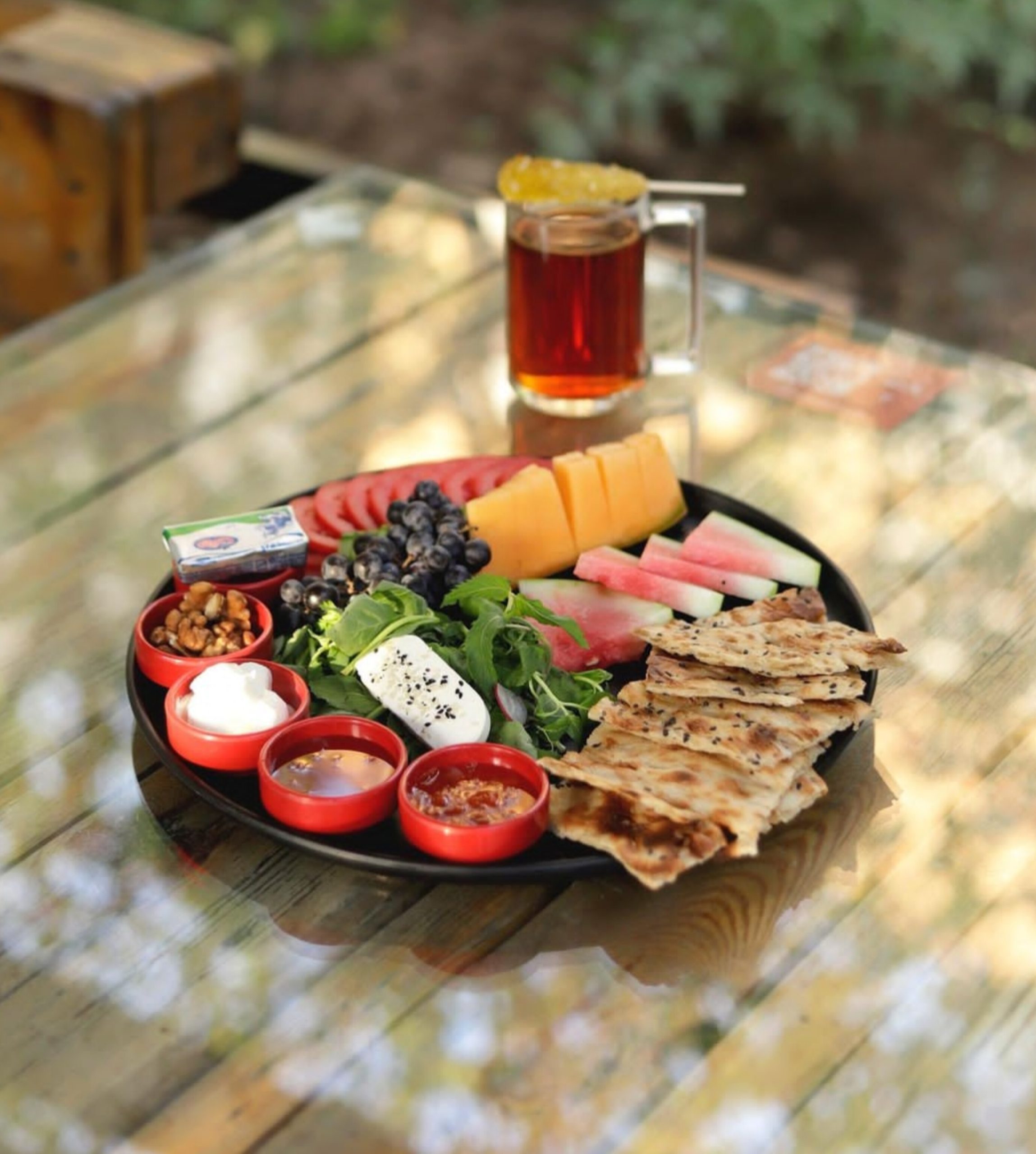 استخدام باریستا و ویتر در کافه حیات هزار افسان