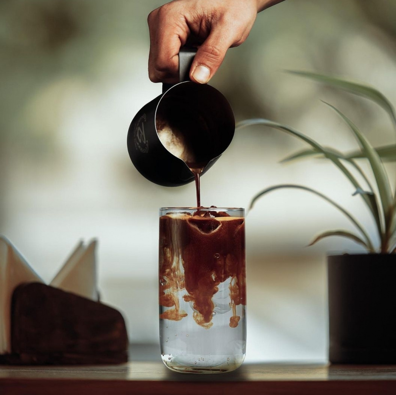 کافه برودتی باریستا و پیتزا پز ایتالیایی استخذام میکند