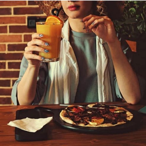 چک مک لانژ برای بخش استخدام میکند