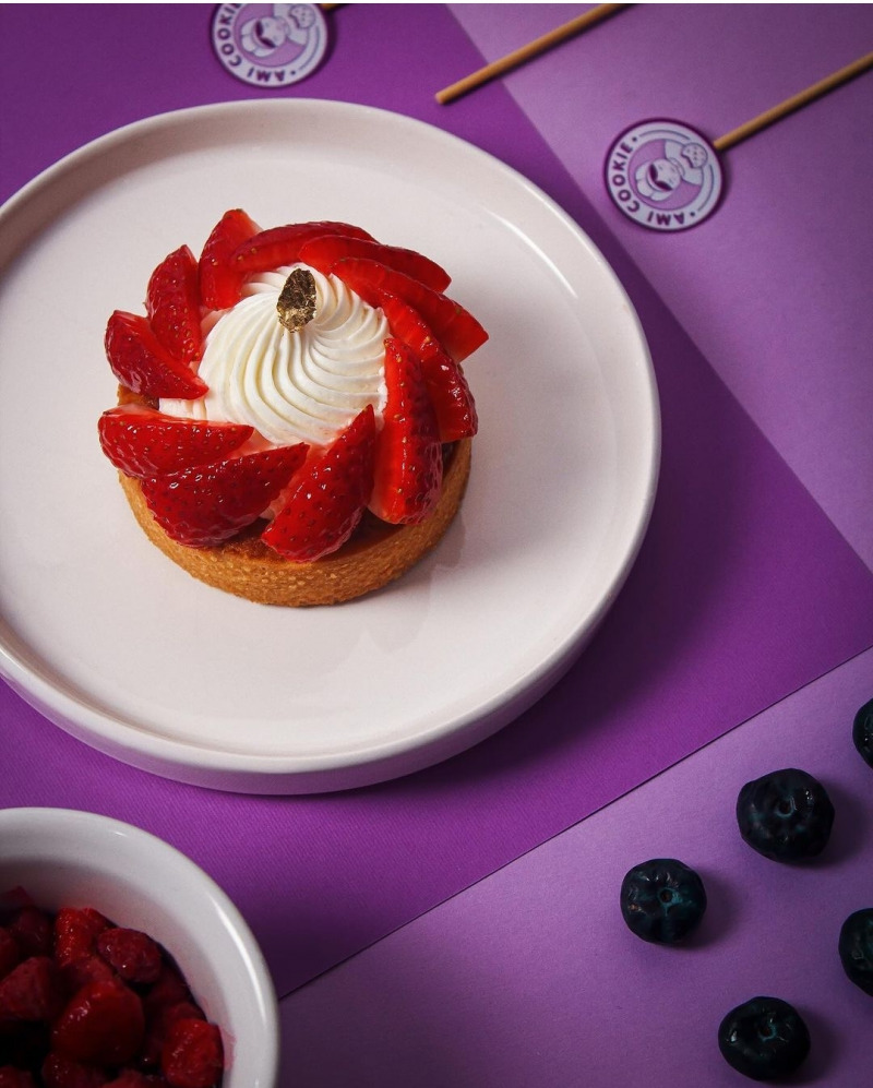 فروشگاه کیک و شیرینی آمی کوکی استخدام میکند