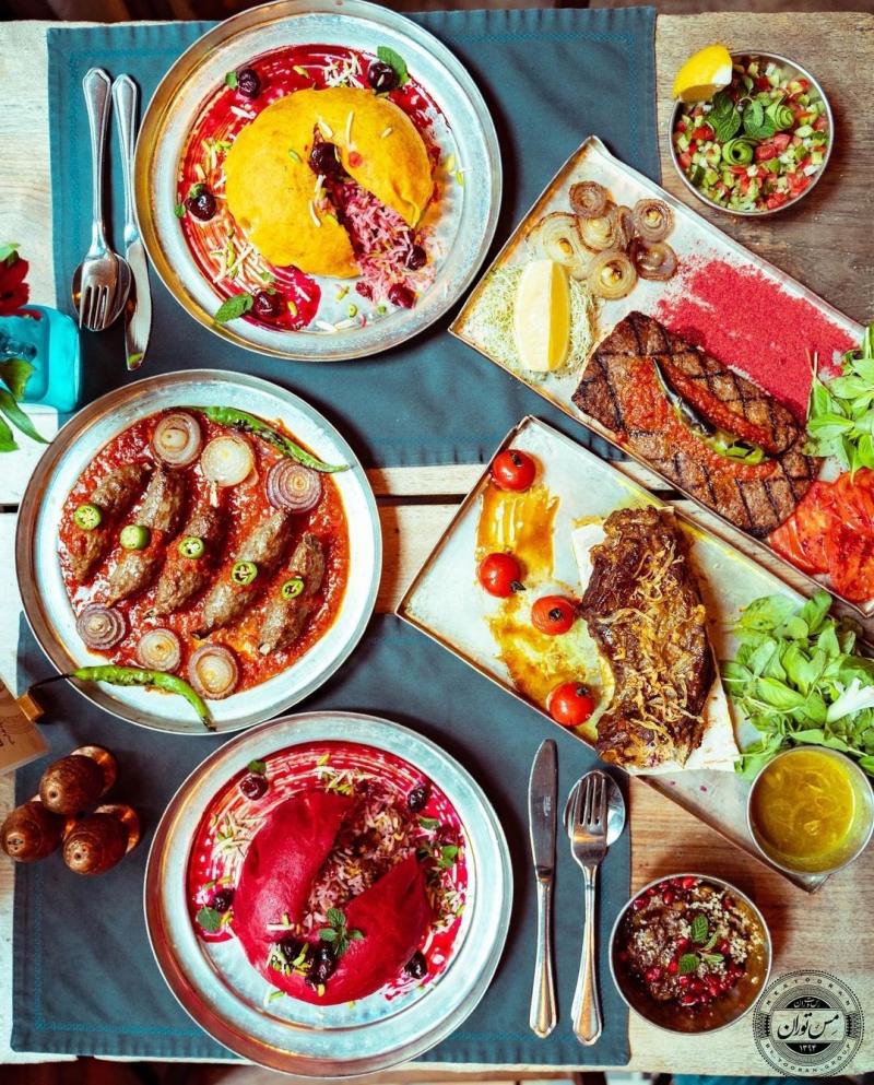 استخدام باریستا و ویتر در خانه ویلایی مس توران