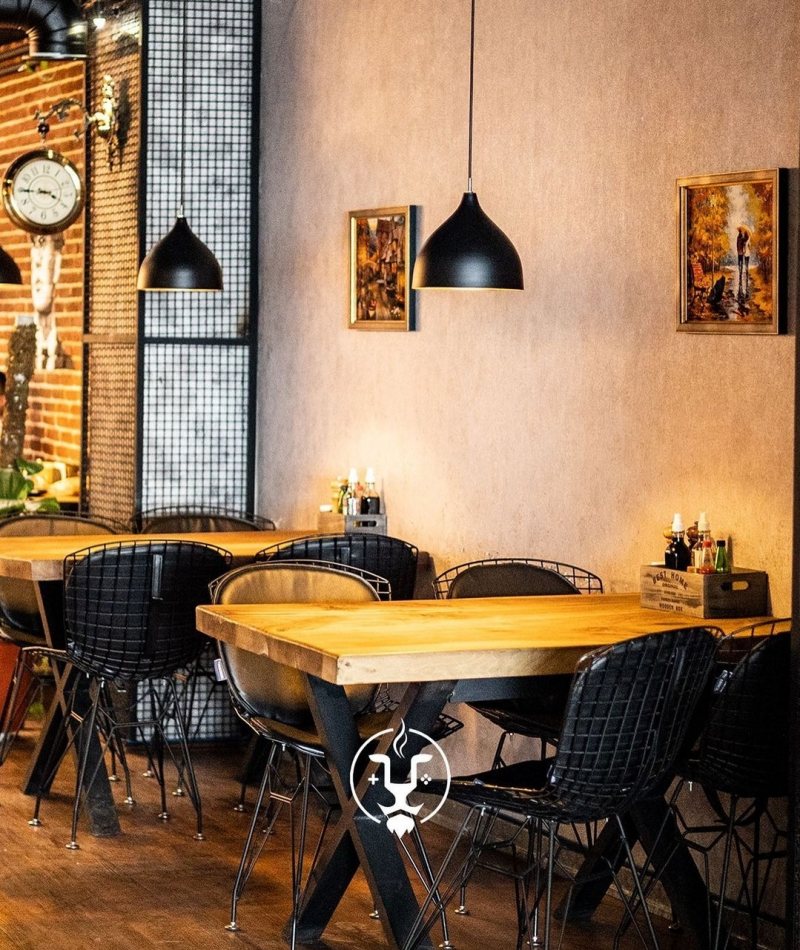 کافه دیلان نیرو باریستا سالنکار و پیتزا پز استخدام میکند