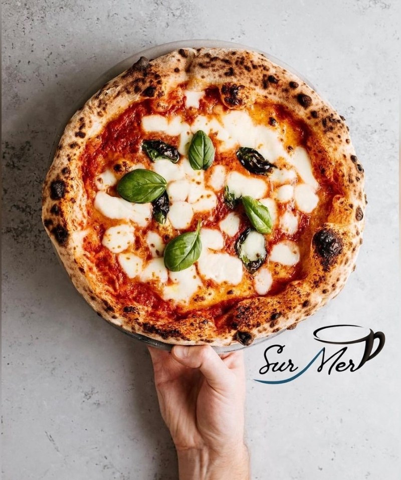 کافه رستوران سورمر نیرو استخدام میکند