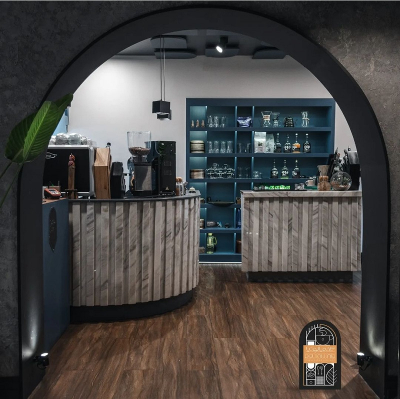 استخدام باریستا در کافه پالونیا