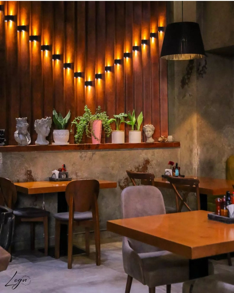 کافه رستوران لگنو نیرو برای قسمت بار استخدام میکند