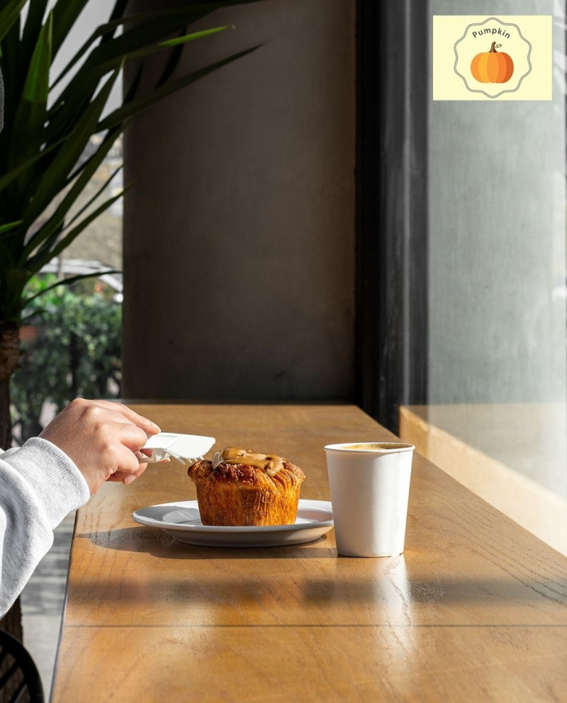 کافه رستوران پامکین جهت تکمیل کادر خود نیرو استخدام میکند