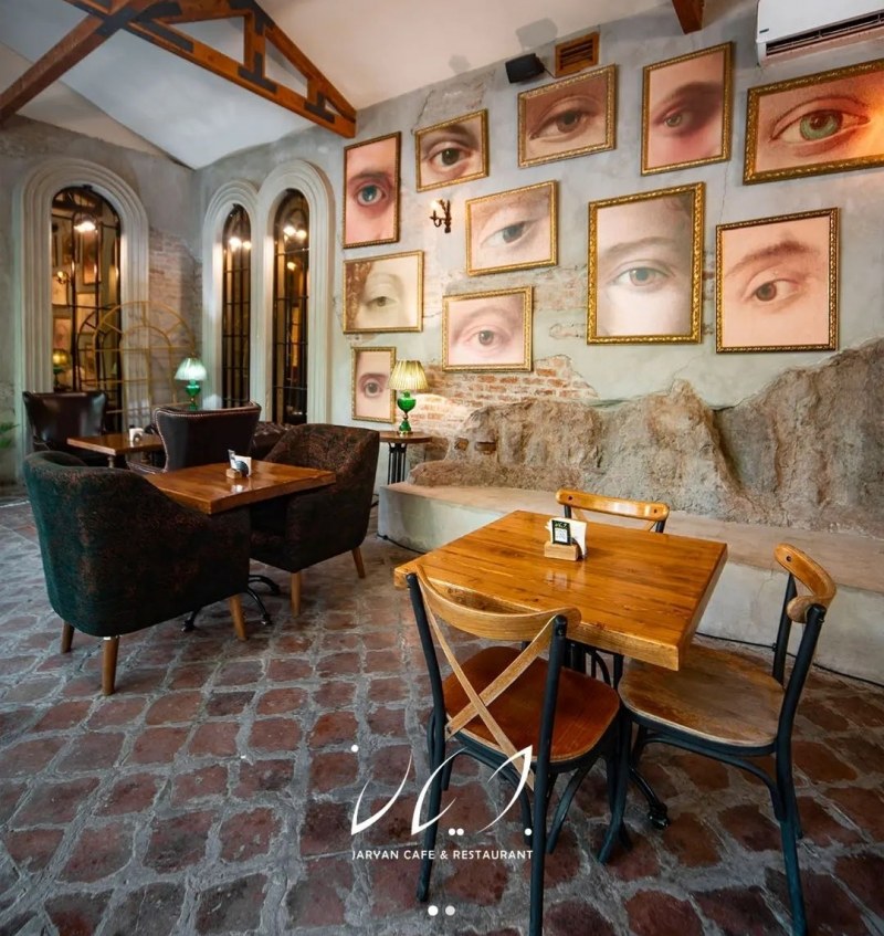 کافه رستوران جریان برای قسمت آشپزخانه نیرو استخدام میکند