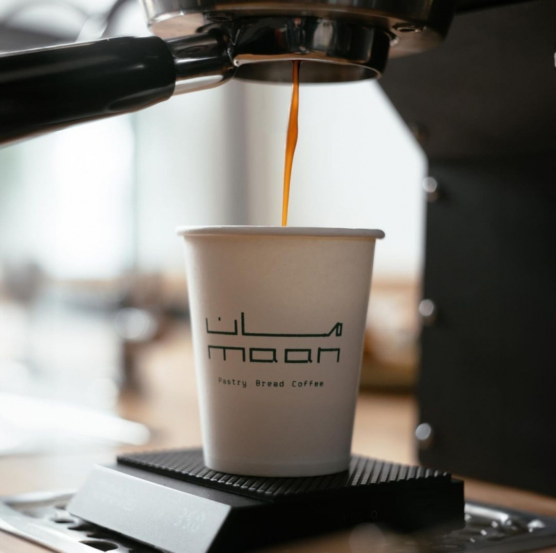 کافه قنادی مان نیرو استخدام میکند