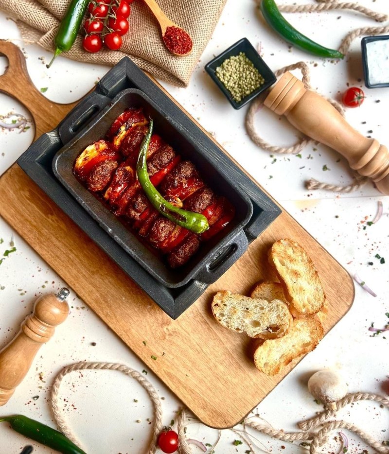 استخدام آشپز ویتر و صندوقدار در کافه رستوران پارلاک تهران