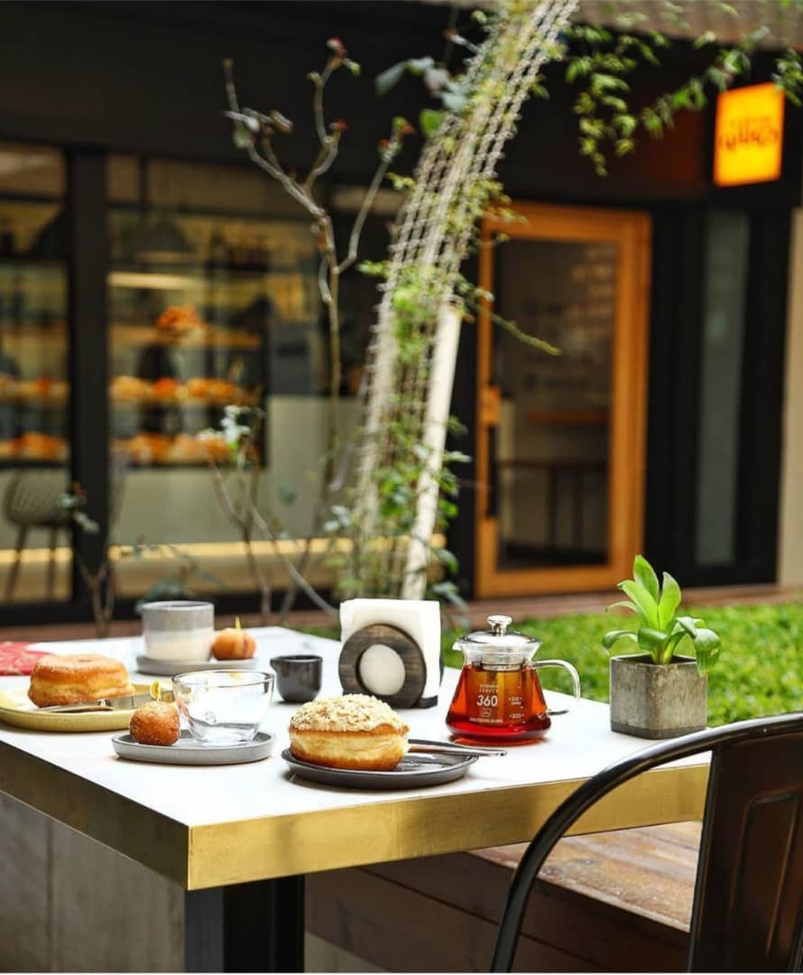 آگهی استخدام صندوقدار در کافه دوناتو