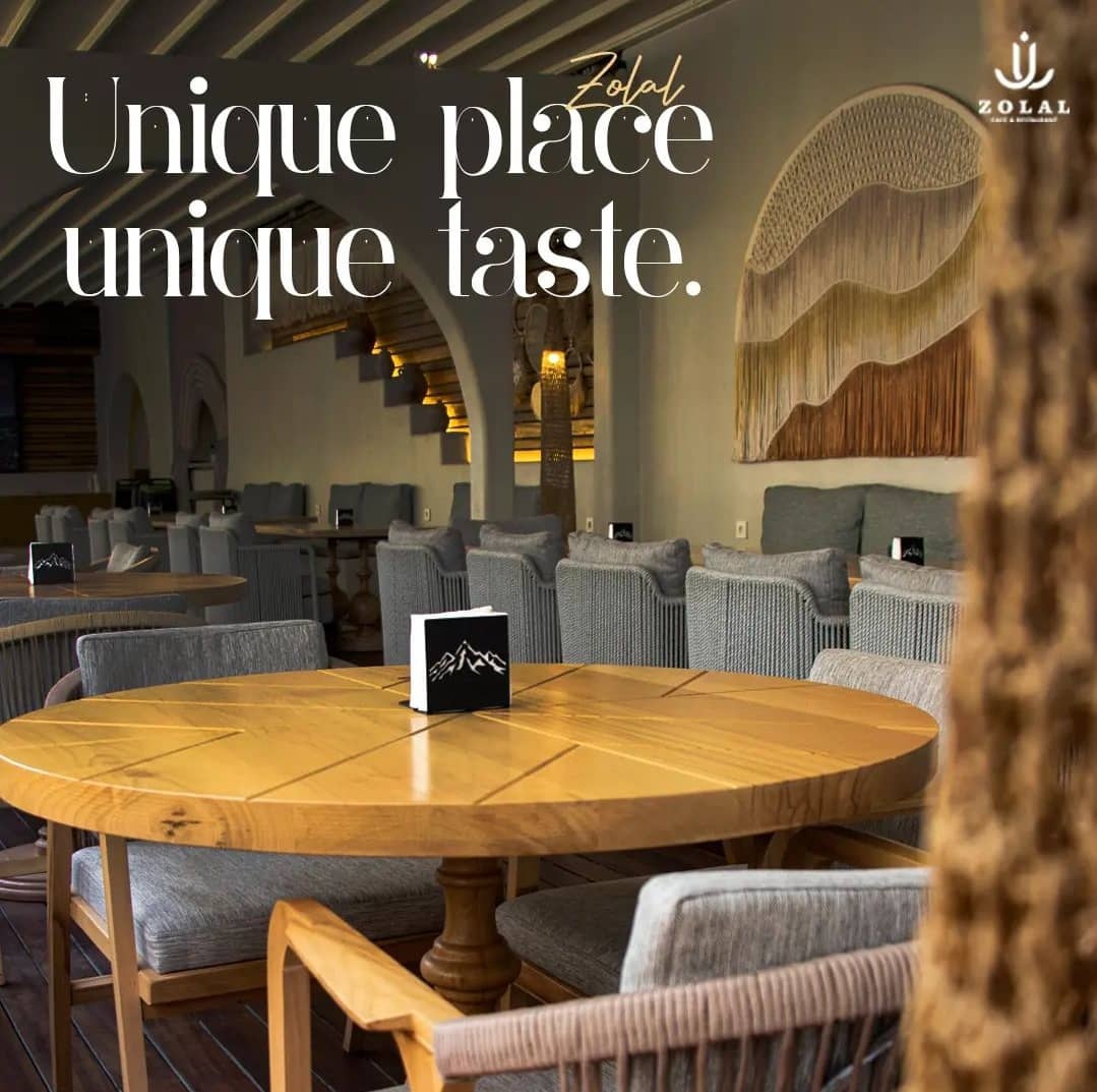 آگهی استخدام هاستس در کافه رستوران زلال