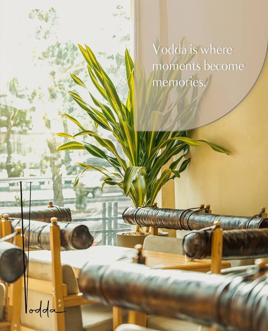 آگهی استخدام ویتر در کافه و رستوران ودا