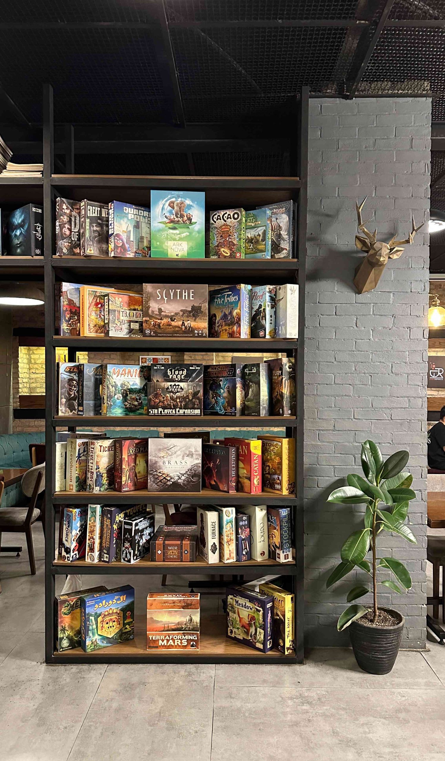 آگهی استخدام سالن کار