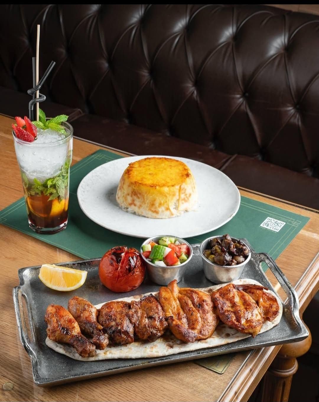 آگهی استخدام نیرو جهت کار در کافه رستوران ساده تا حرفه ای